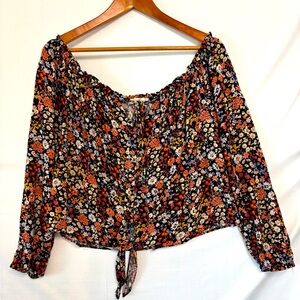 REWIND Black Floral Crop Top Size Large
